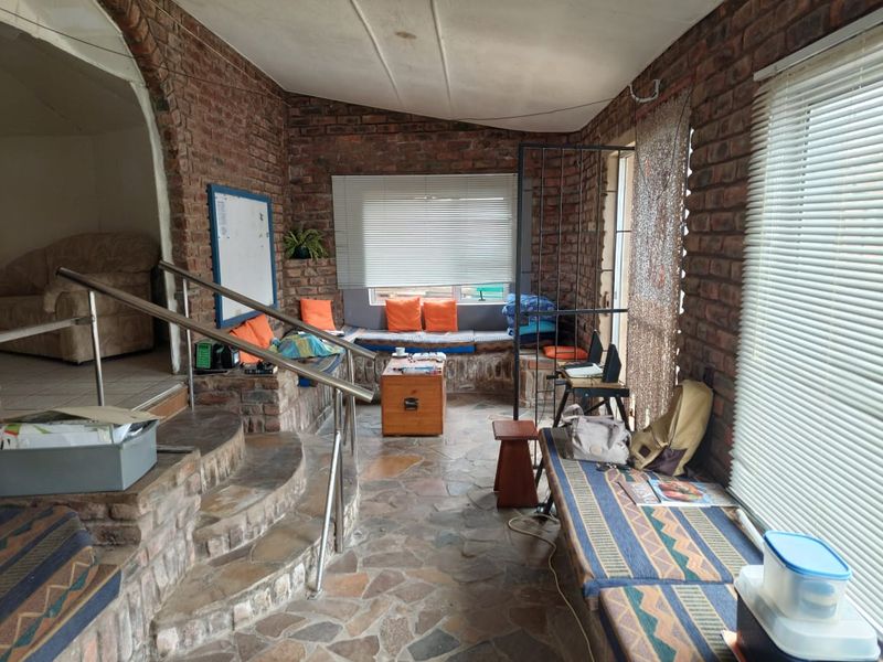 Spacious family home with a flat at Christmas Rock Shareblock - Photo 10