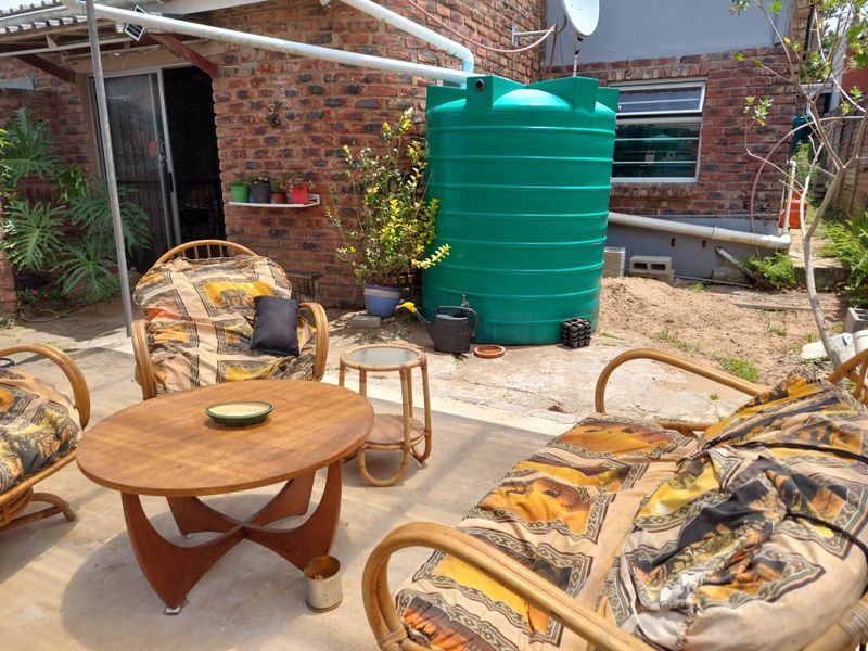 Spacious family home with a flat at Christmas Rock Shareblock - Photo 2