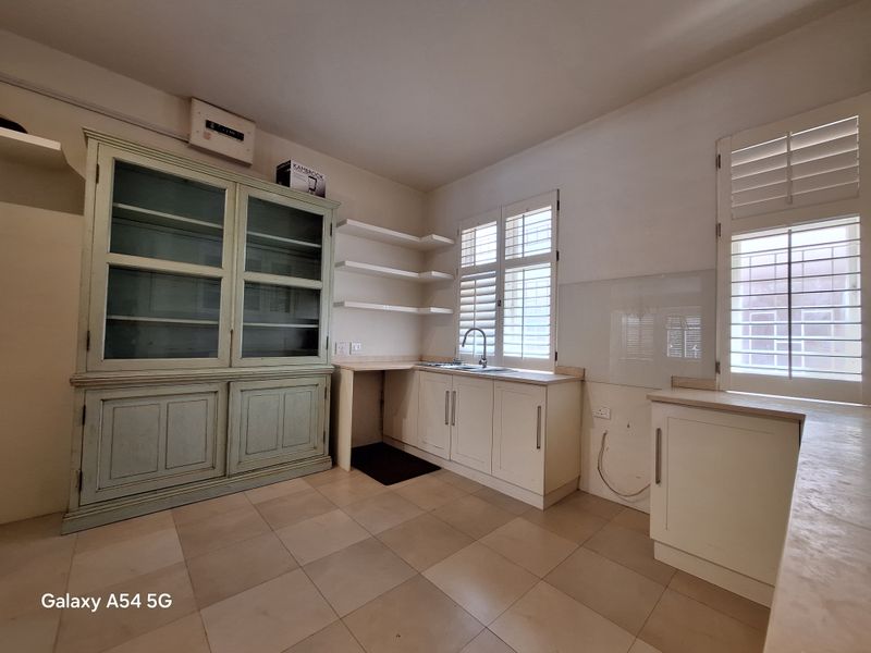 Ground Floor - Photo 2