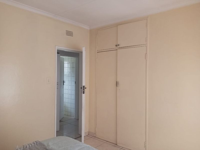 Family Home to Let - Photo 8