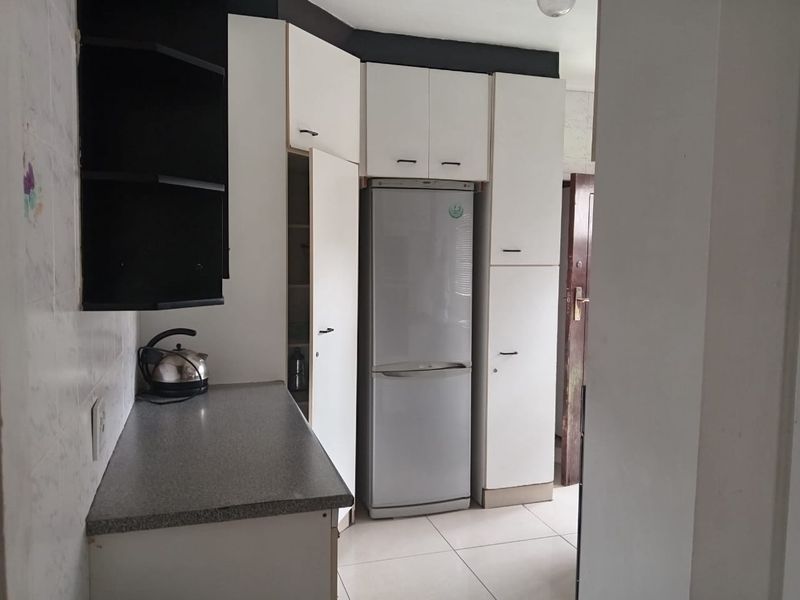 Family Home to Let - Photo 7