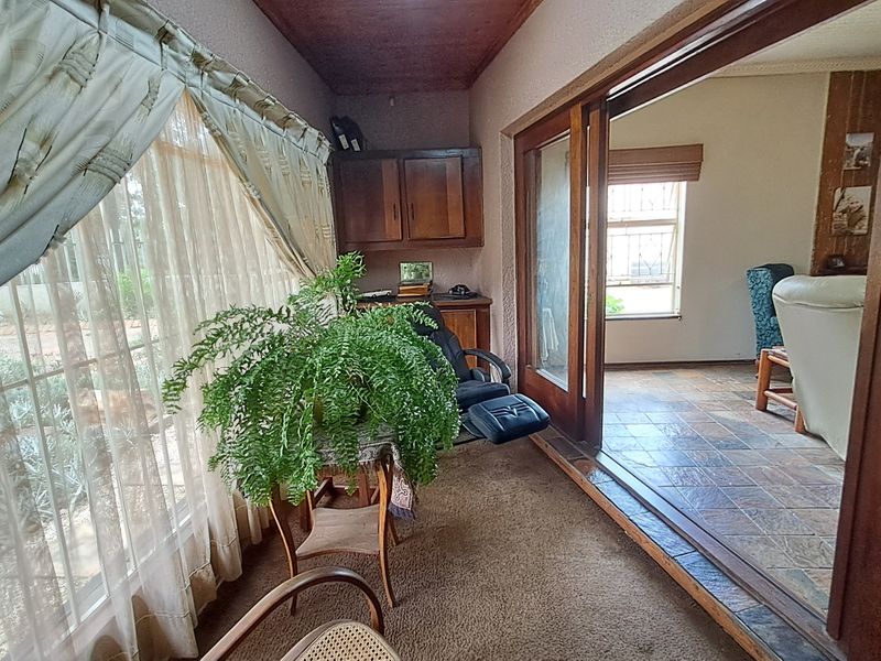 Neat and elegant 4 bedroom house for sale in ferryvale - Photo 4