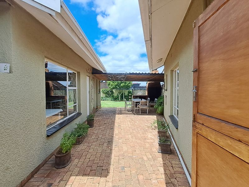 Neat and elegant 4 bedroom house for sale in ferryvale - Photo 8