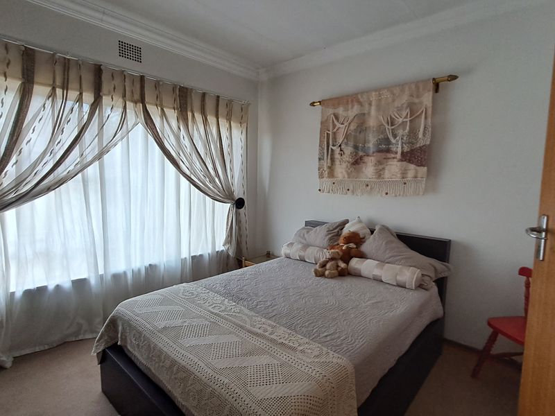 Neat and elegant 4 bedroom house for sale in ferryvale - Photo 6