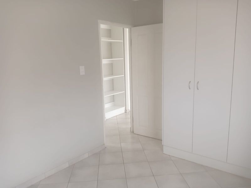 Apartment For Sale In East London - Photo 9