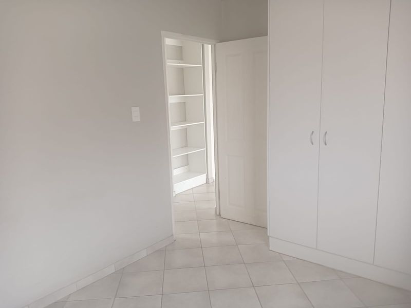 Apartment For Sale In East London - Photo 6