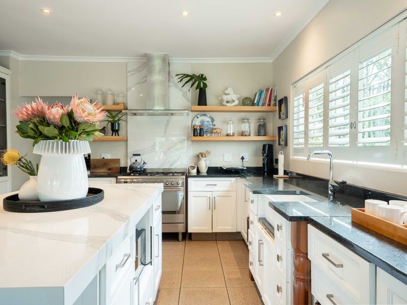 Live the Country Dream — Luxury, Space, and Endless Possibility - Photo 10