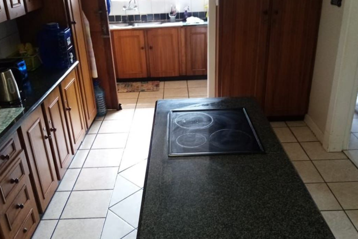 Spacious Low-Maintenance Family Home Near Homestead Dam - Photo 4