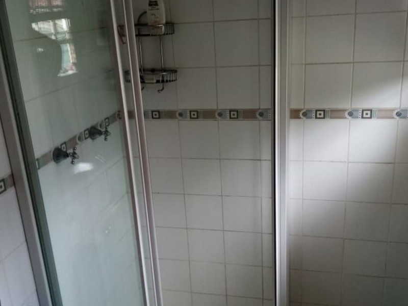 Spacious Low-Maintenance Family Home Near Homestead Dam - Photo 9