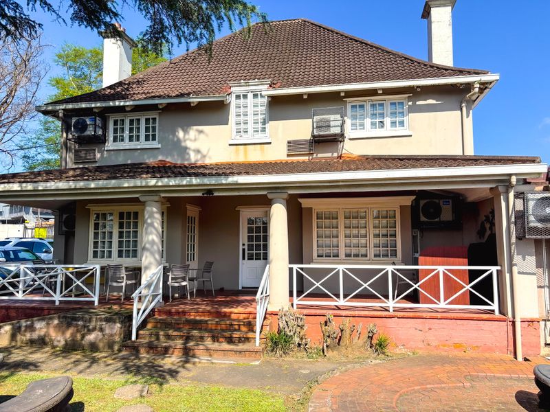 Twelve Bedroom Commercial Property for Sale - Photo 2