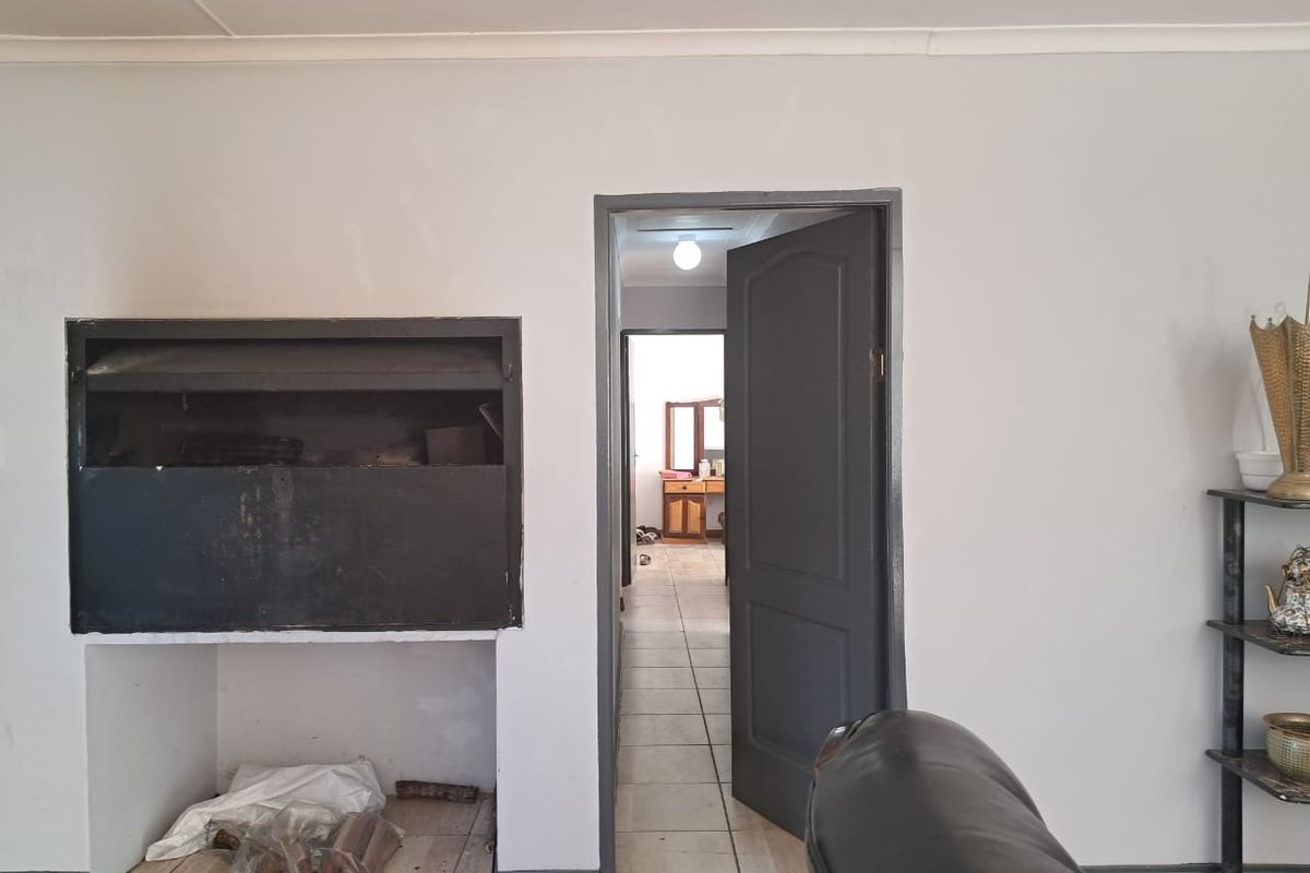 3 Bedroom House To Let - Photo 3