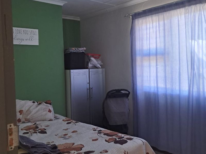 3 Bedroom House To Let - Photo 4