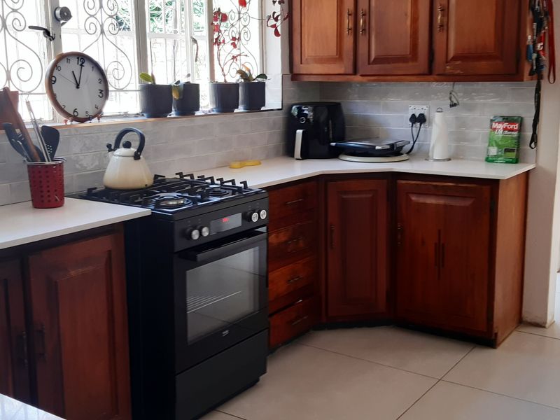 Gorgeous Groenkloof - Photo 3