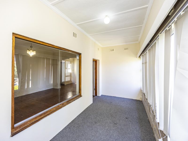 Spacious 3 Bedrooms- Ideal For Investors or Families - Photo 7