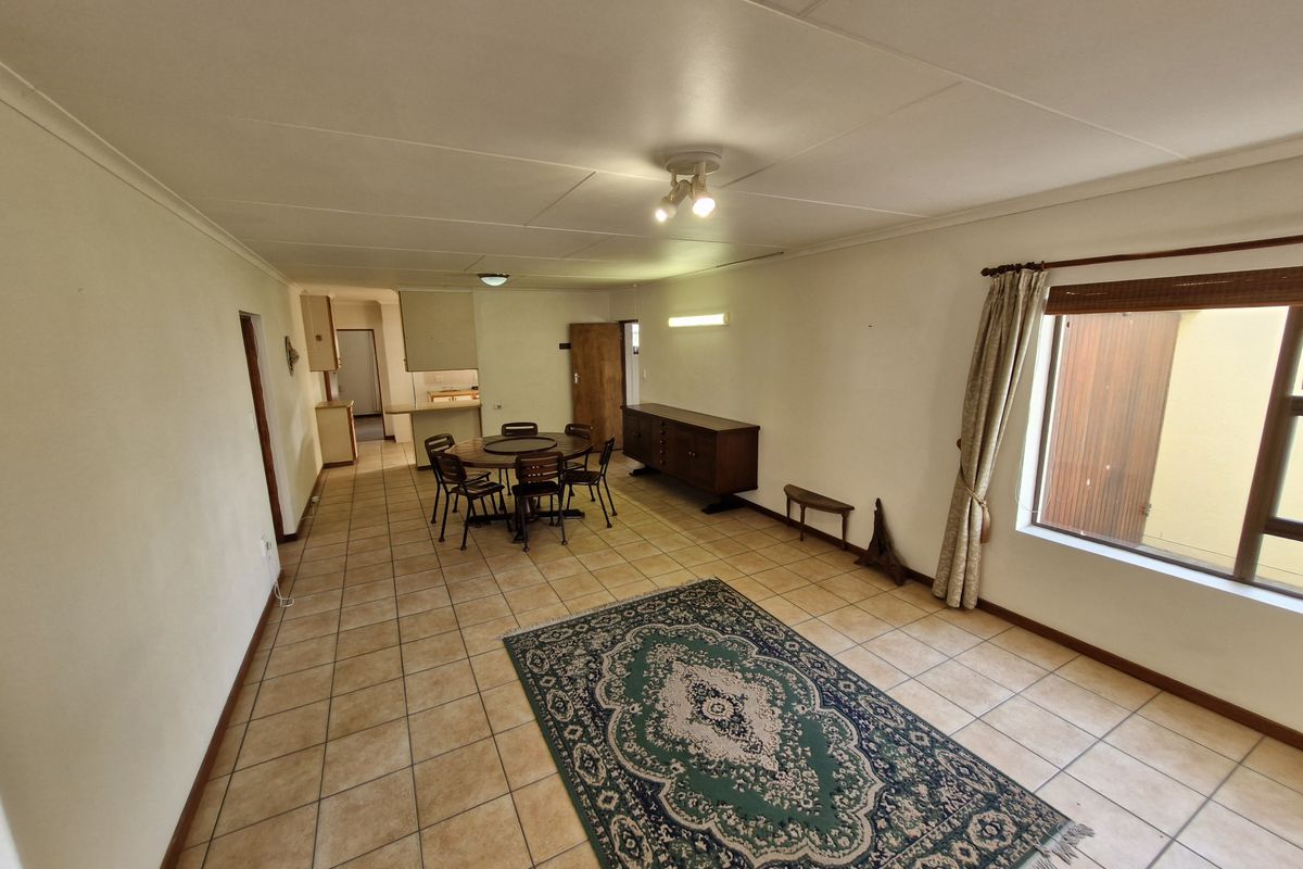 Well-Located Gem in the Sought-After Harbour Area of Stilbaai - Photo 5