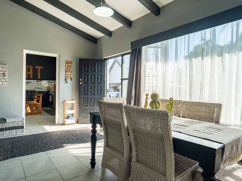 Expansive Multi-Dwelling House in Tranquil Lower Illovo, Amanzimtoti - Photo 9