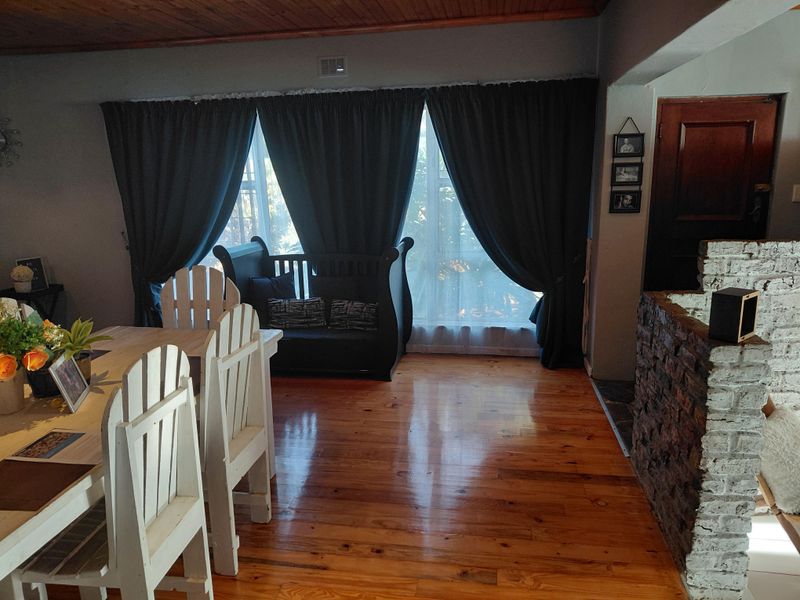 🏡 Charming 3-Bedroom Family Home in Bothasrus, Despatch - Photo 9