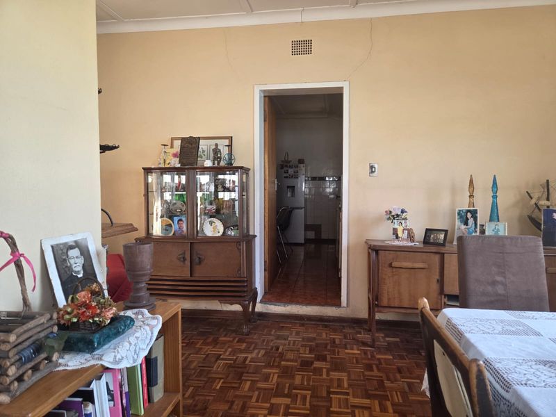 Family Home with great potential! - Photo 7