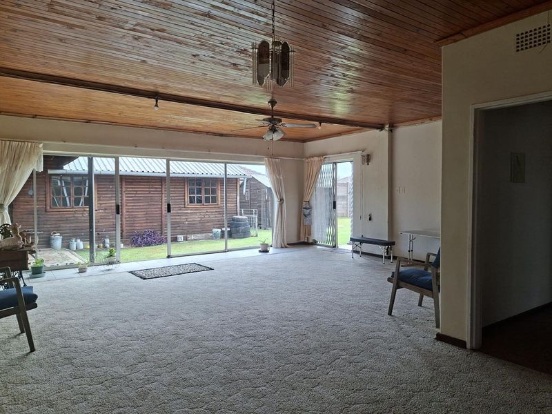 Family Home with Rental Potential - Photo 9