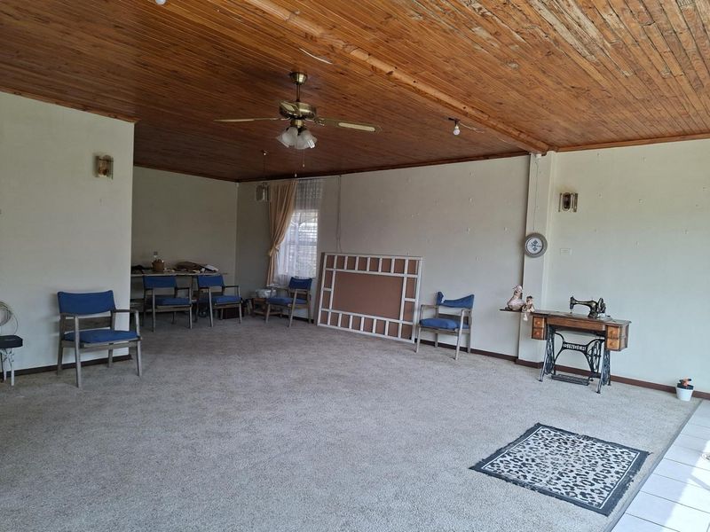 Family Home with Rental Potential - Photo 8