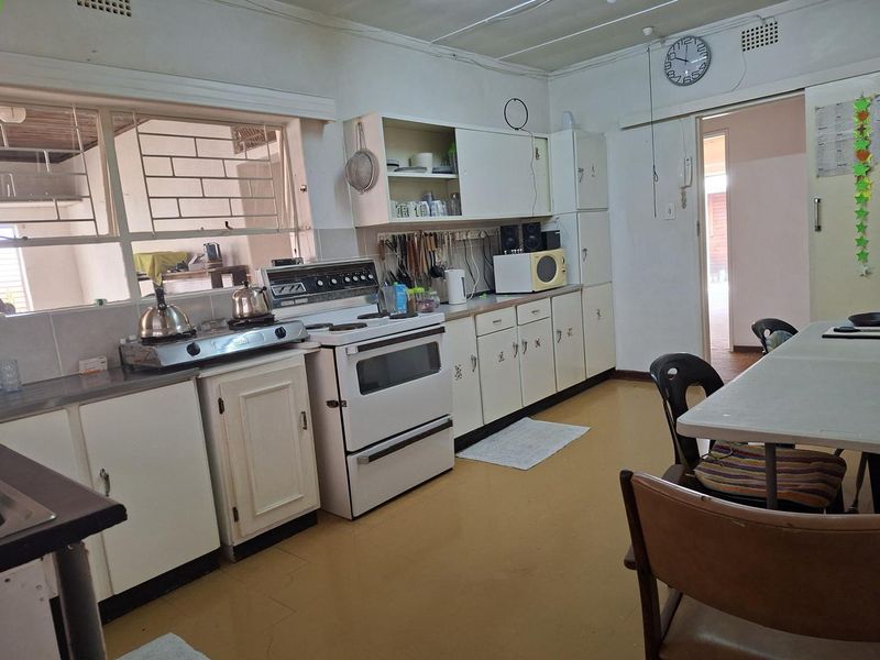 Family Home with Rental Potential - Photo 7