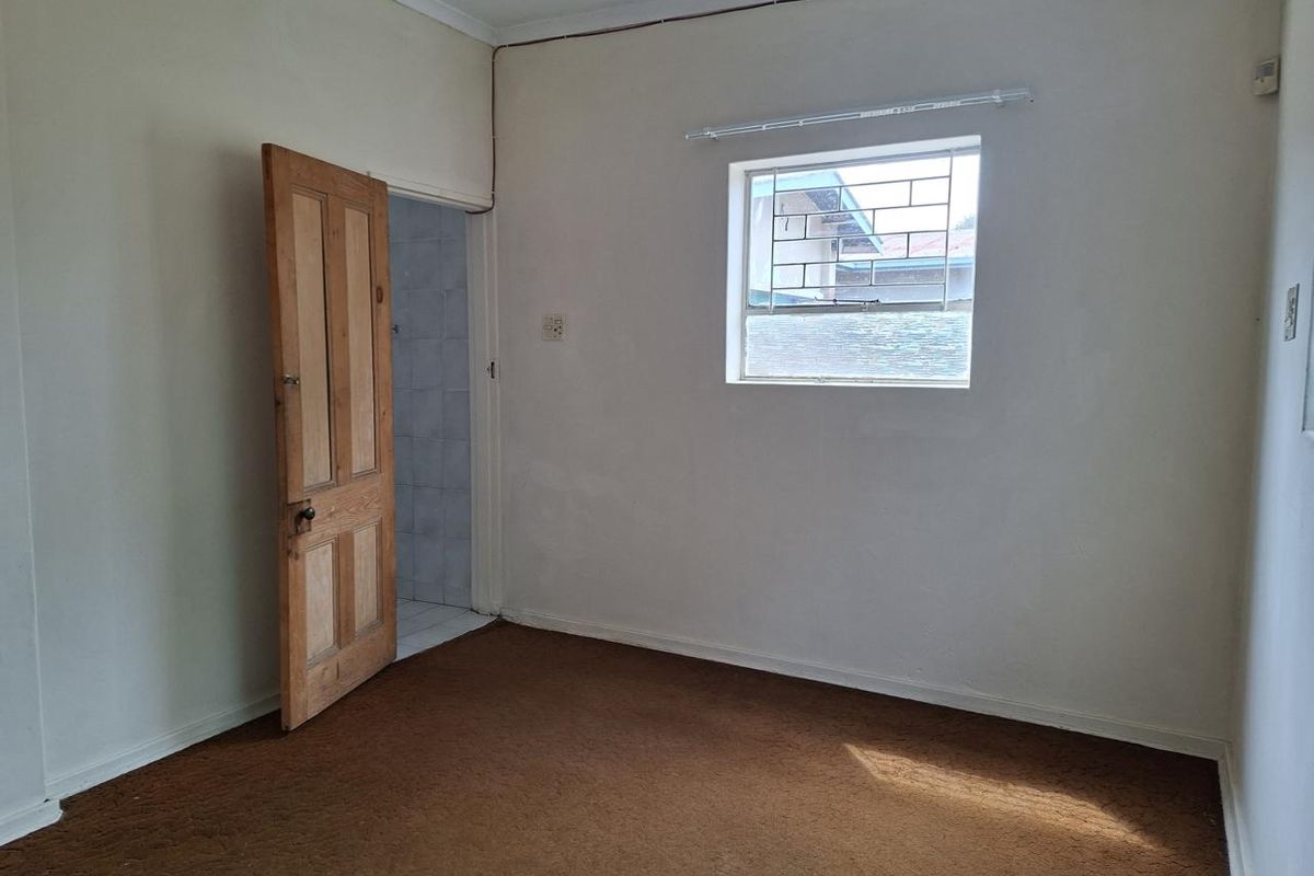 Family Home with Rental Potential - Photo 4