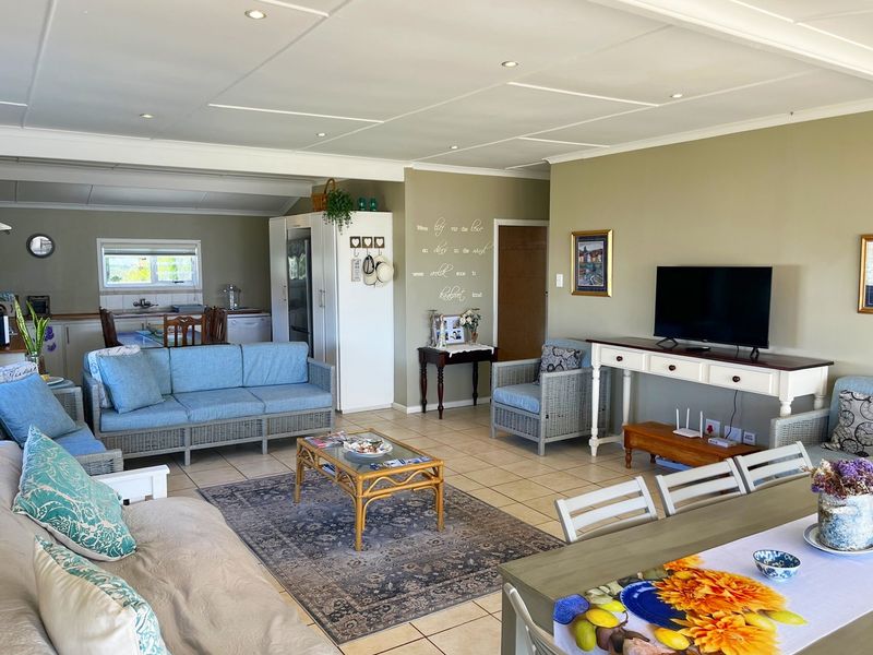 Long-Term Rental Available in Struisbaai - Photo 10