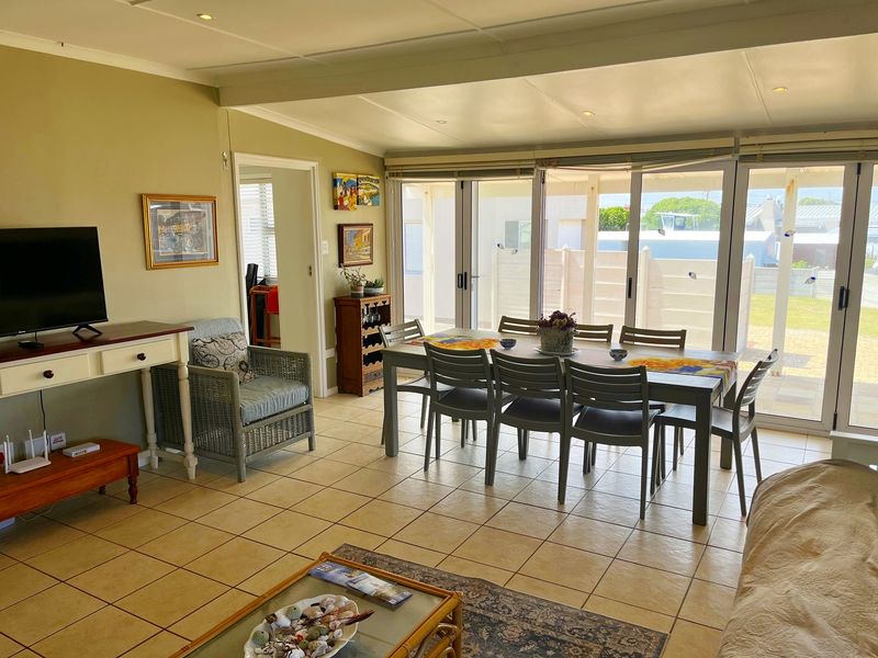 Long-Term Rental Available in Struisbaai - Photo 8
