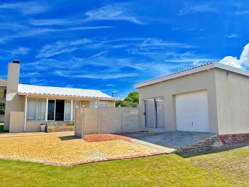 Long-Term Rental Available in Struisbaai - Photo 2
