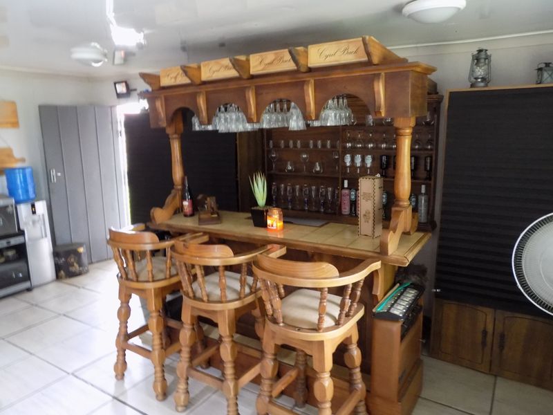 Immaculate property for sale - Photo 10