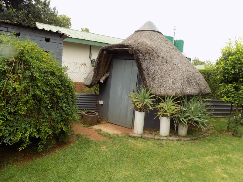 Immaculate property for sale - Photo 6