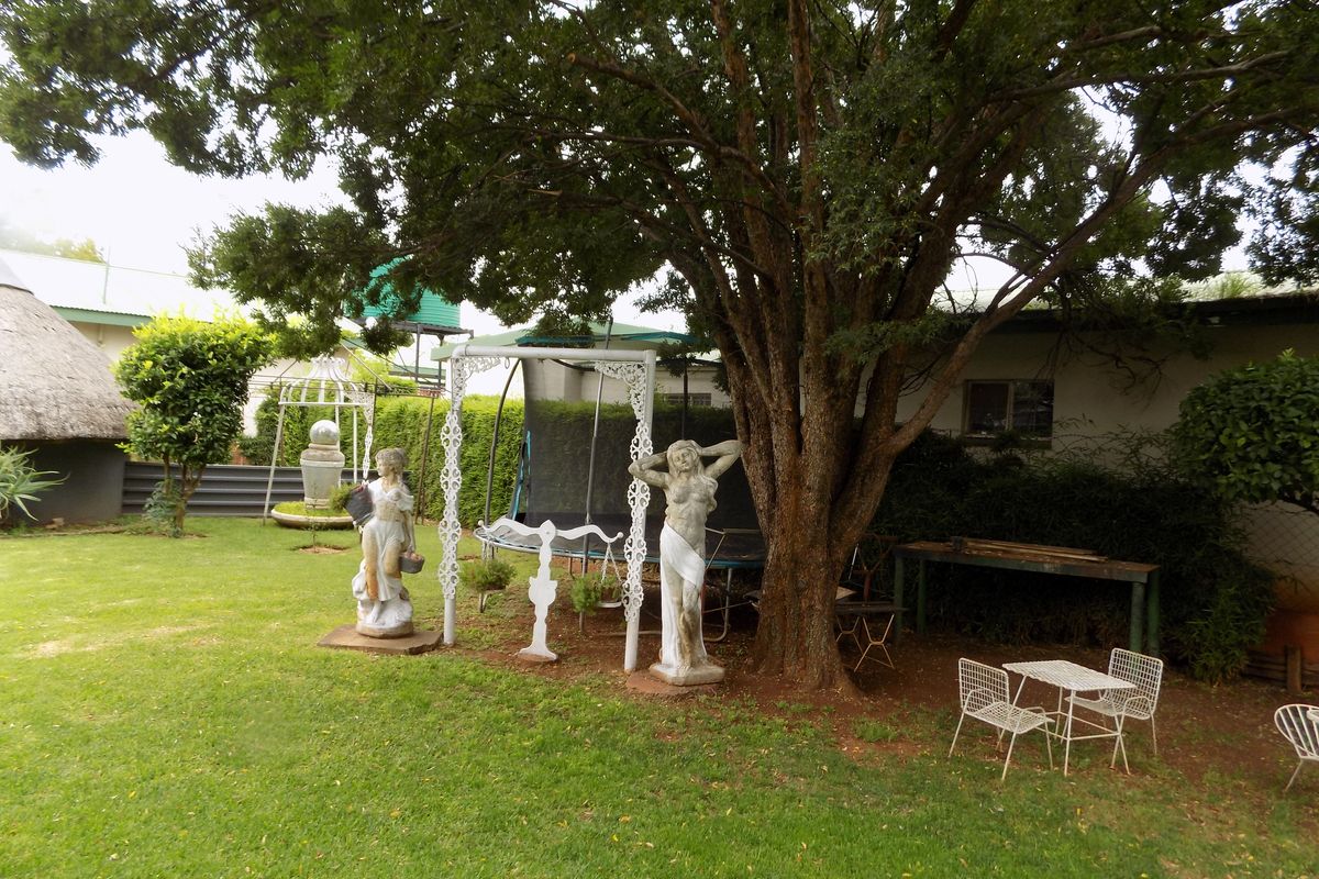 Immaculate property for sale - Photo 5