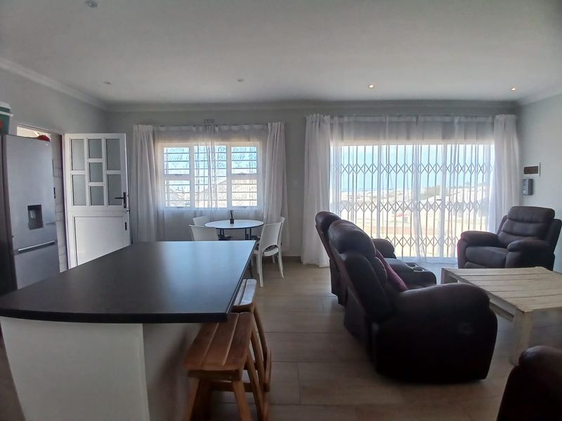 3 Bedroom and 2 bathroom Townhouse in Avalon Gardens, Gonubie - Photo 6