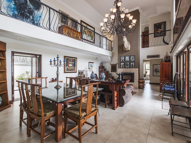 Luxury Family Living with Beautiful Sea Views in Stonehaven Estate - Photo 5