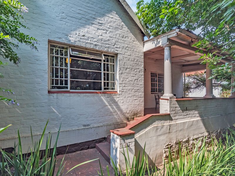 Classic Featured Property on Non-Distressed Auction - Photo 2