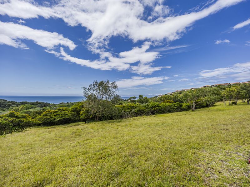 secluded living - Photo 3