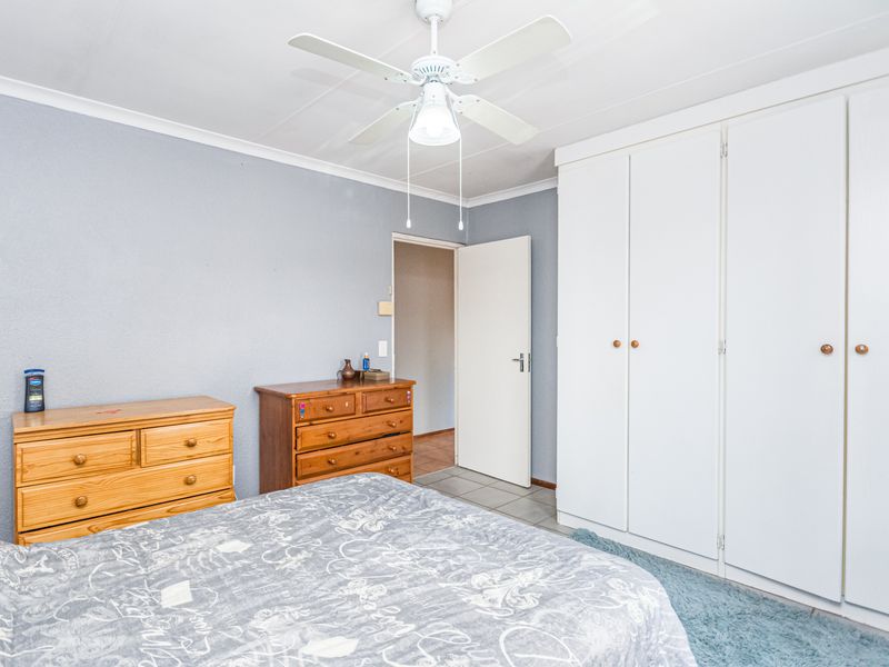 2 Bedroom Duplex for sale in die Hoewes - Photo 10