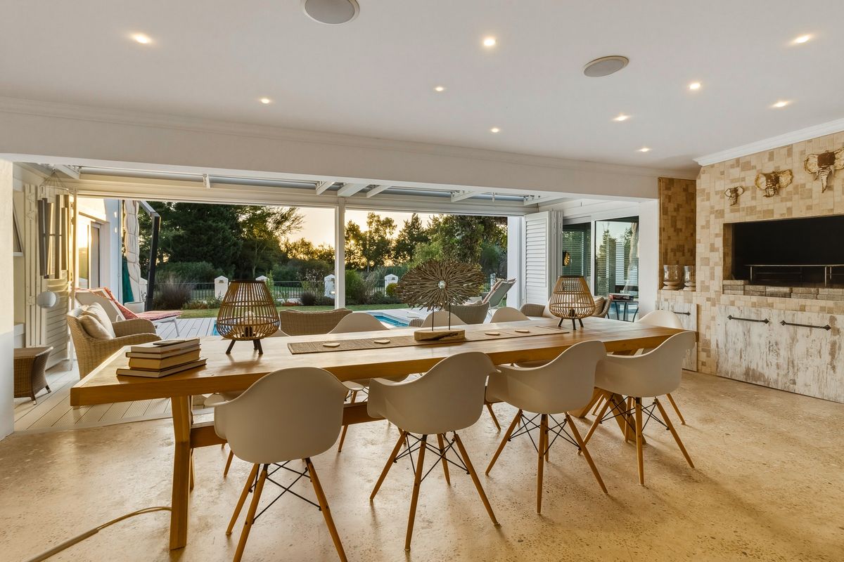 Space, Style, and Serenity in Somerset West - Photo 5