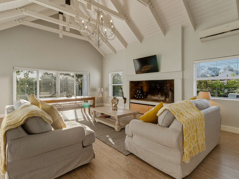 Space, Style, and Serenity in Somerset West - Photo 7