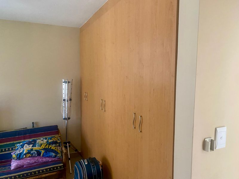 Elegant 3-Bedroom Home in Exclusive Secure Complex – Rustenburg - Photo 10