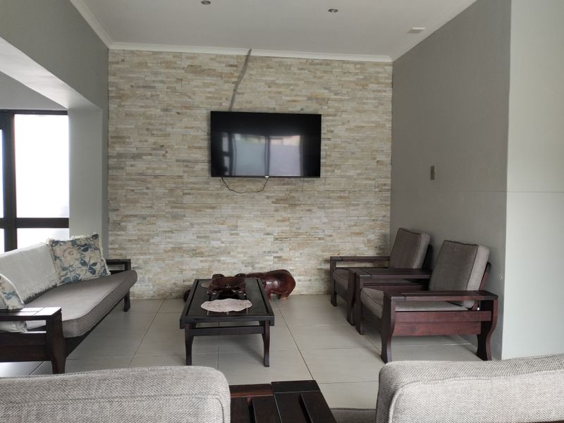 House Rental Monthly In Jeffreys Bay - Photo 2
