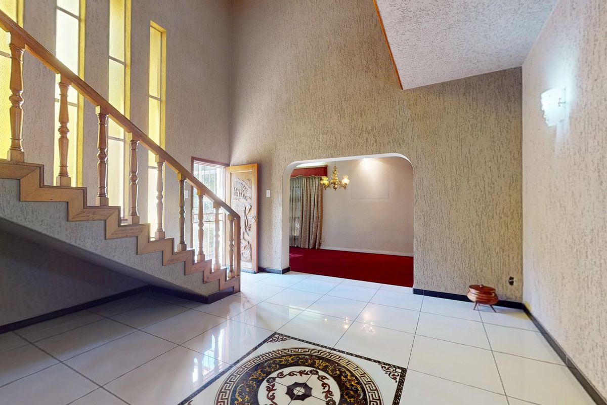 Lifestyle mansion for the large family - Photo 3