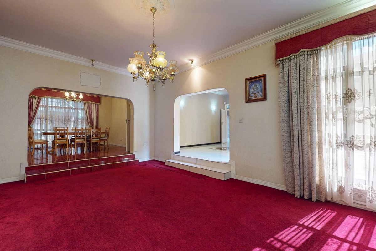 Lifestyle mansion for the large family - Photo 4