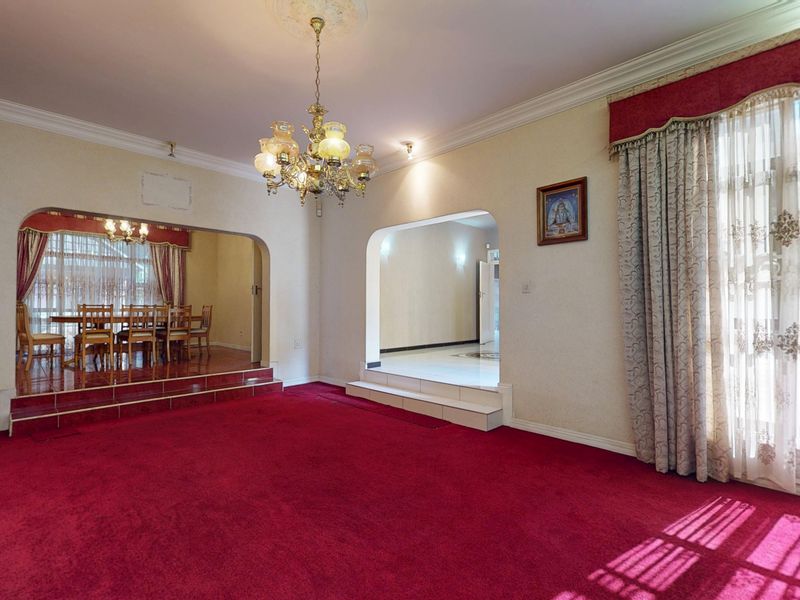 Lifestyle mansion for the large family - Photo 4