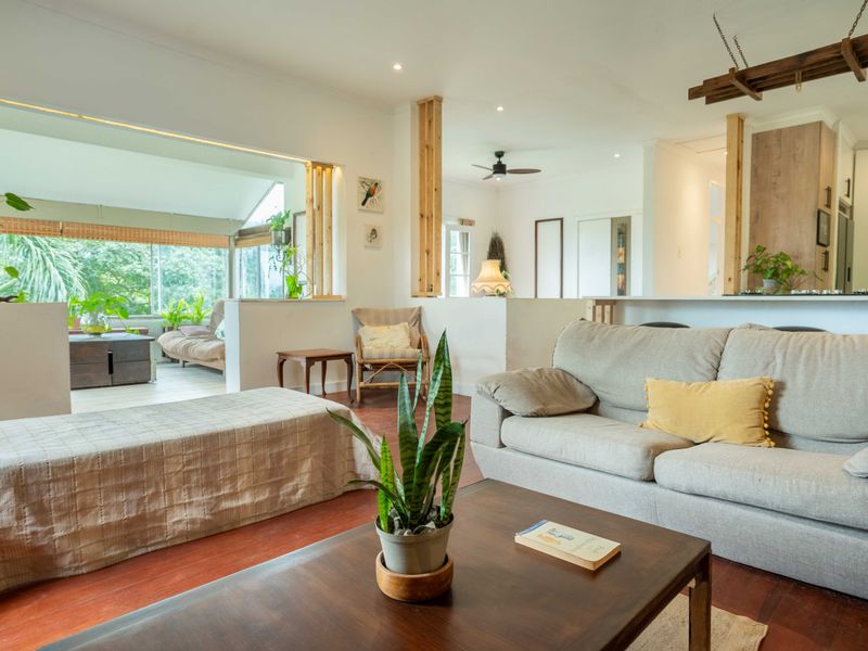 Newly Renovated Home with Sunroom, Pool & Breath taking Valley Views - Photo 9