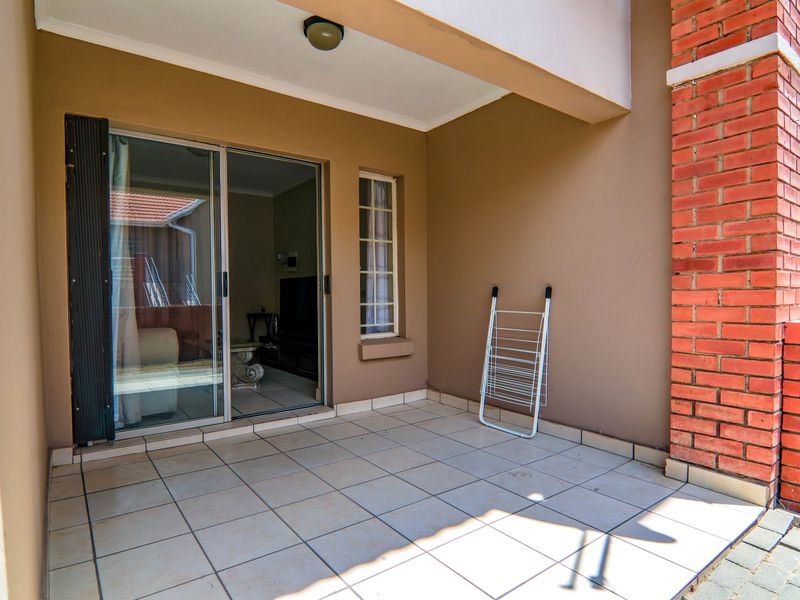 Ground floor unit in Summerfields Estate - Photo 8