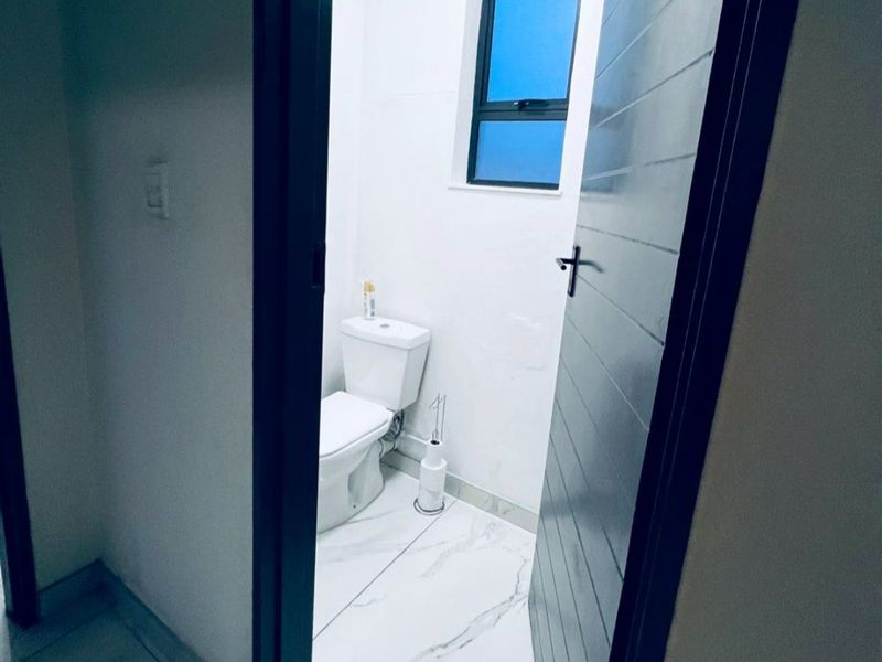 Lovely Apartment, Sea View - Photo 10