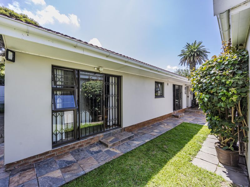 Secure, Elegant & Peaceful Living In Prime Nahoon/Bonnie Doon - Photo 10