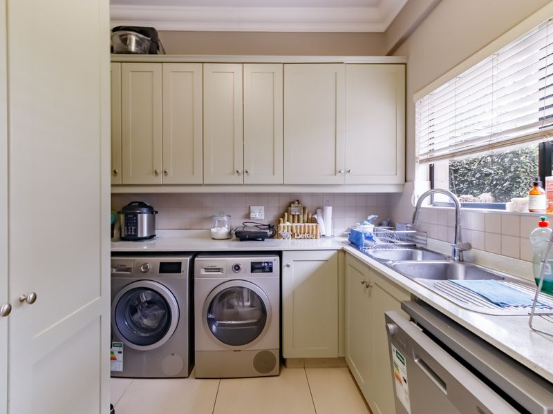 Where Effortless Living Meets Family Comfort - Photo 9