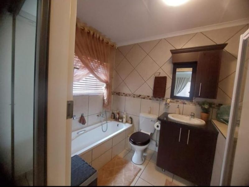 Lock up and go!! - Photo 8